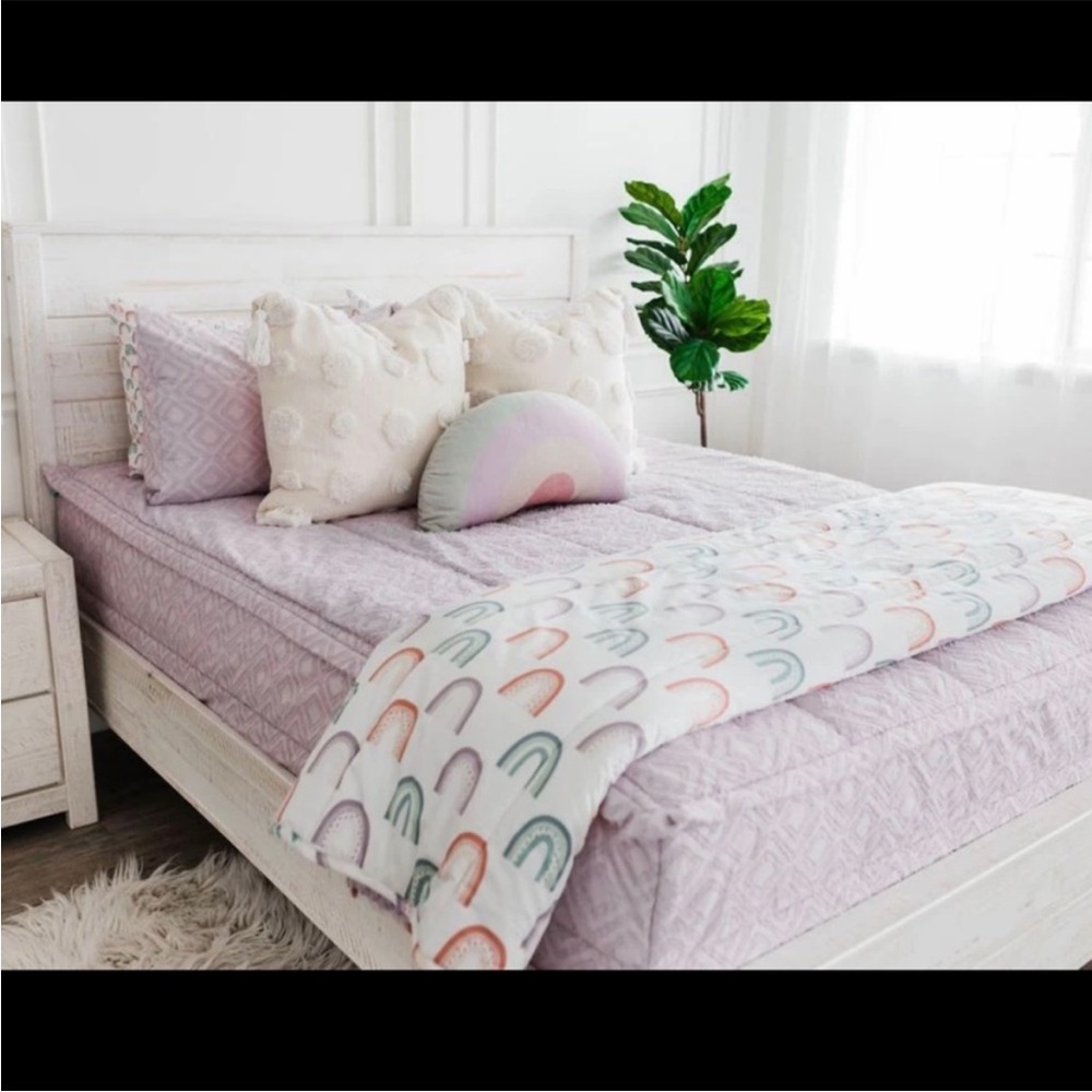 ISO TWO of these comforters!